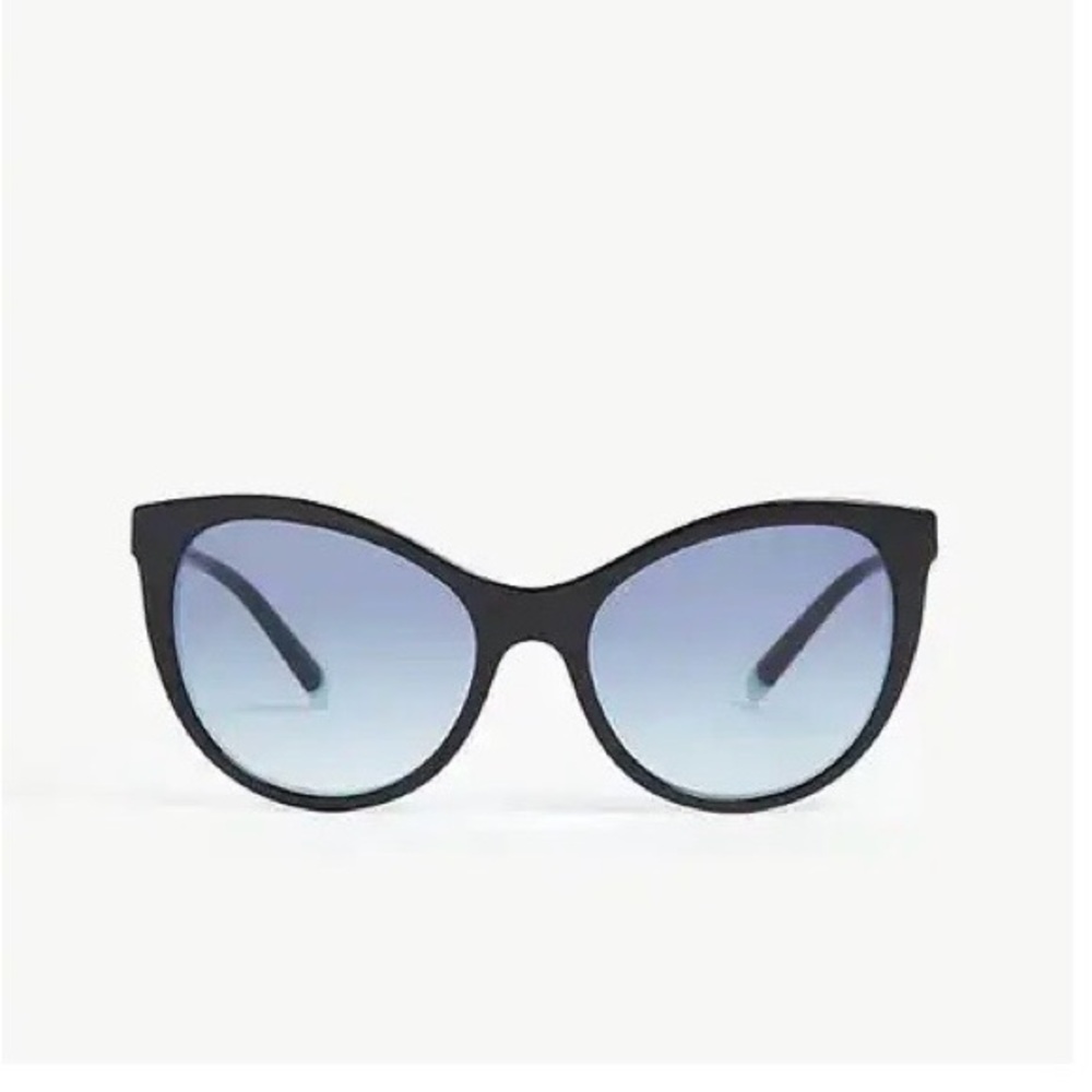 Tiffany&co cat eye black sunglasses